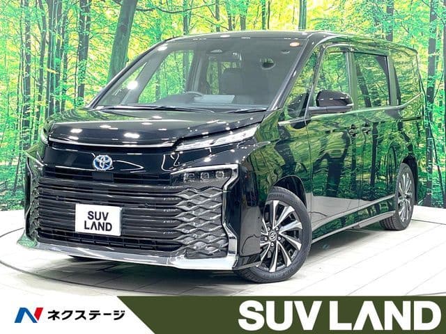 TOYOTA VOXY HYBRID