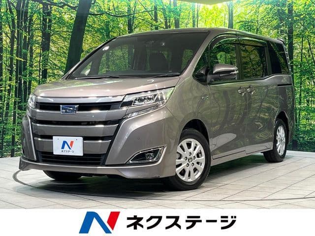 TOYOTA NOAH HYBRID