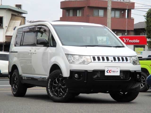 MITSUBISHI DELICA D:5 4WD