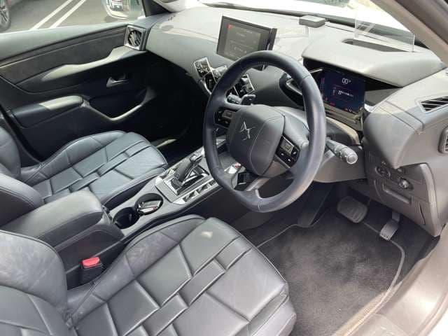 Car thumbnail 4