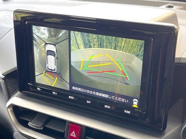 Car thumbnail 4