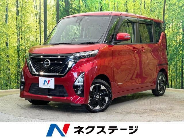 NISSAN ROOX 4WD