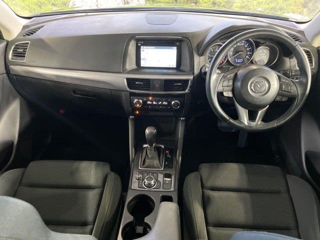Car thumbnail 3