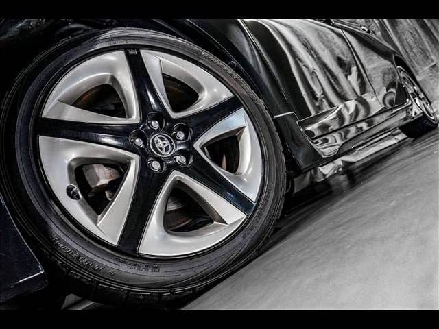Car thumbnail 4