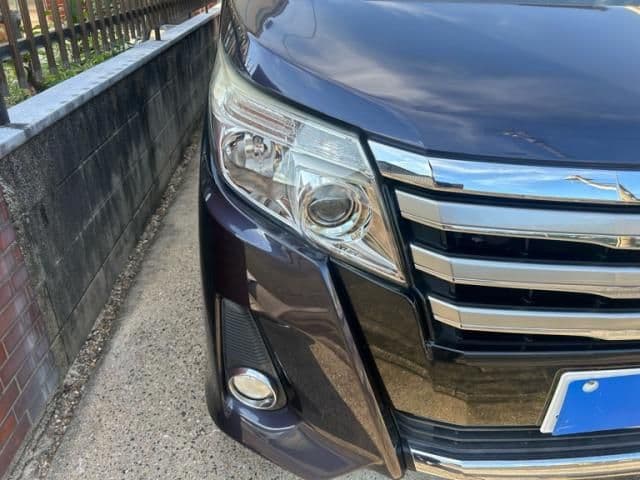 Car thumbnail 3