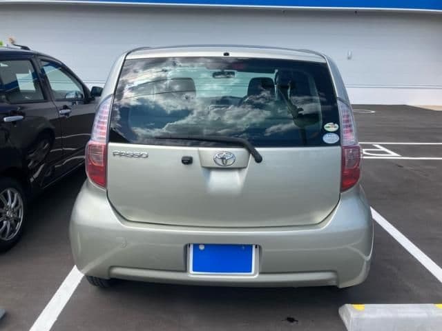Car thumbnail 4