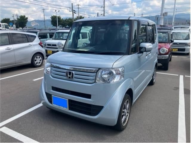 HONDA N BOX 4WD
