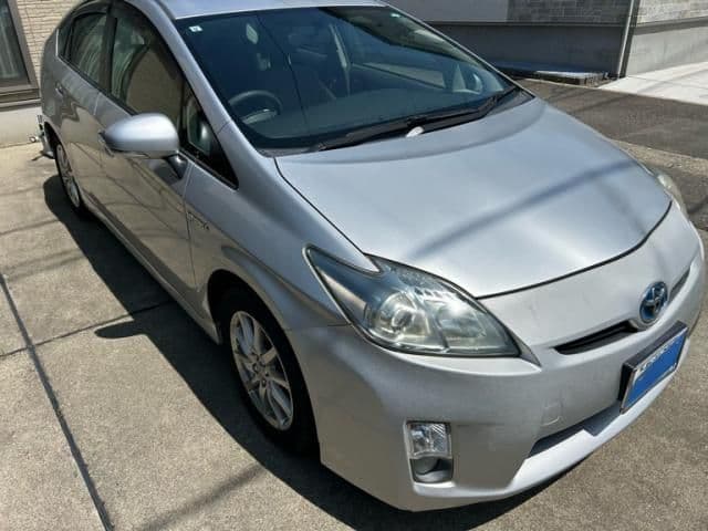 Car thumbnail 2