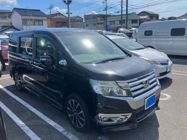 HONDA STEPWAGON SPADA