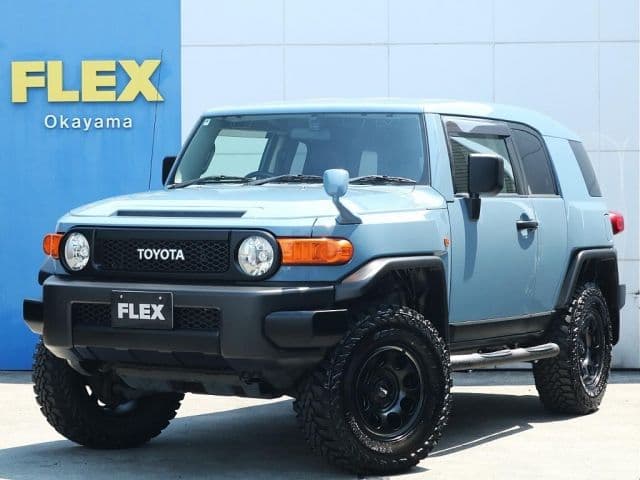 TOYOTA FJ CRUISER 4WD