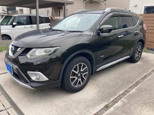 NISSAN