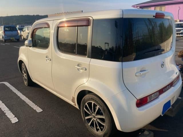 NISSAN