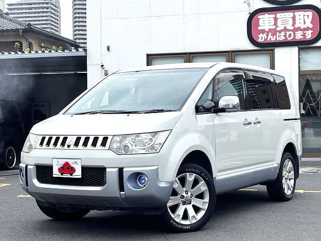 MITSUBISHI DELICA D:5 4WD