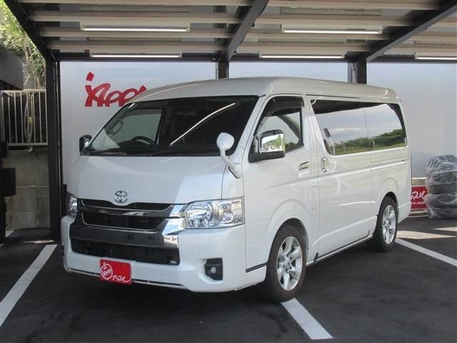 TOYOTA HIACE wagon 4WD