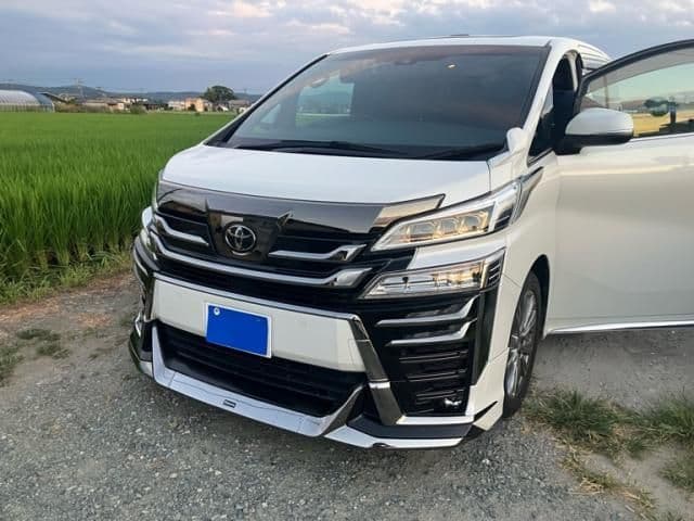 TOYOTA VELLFIRE