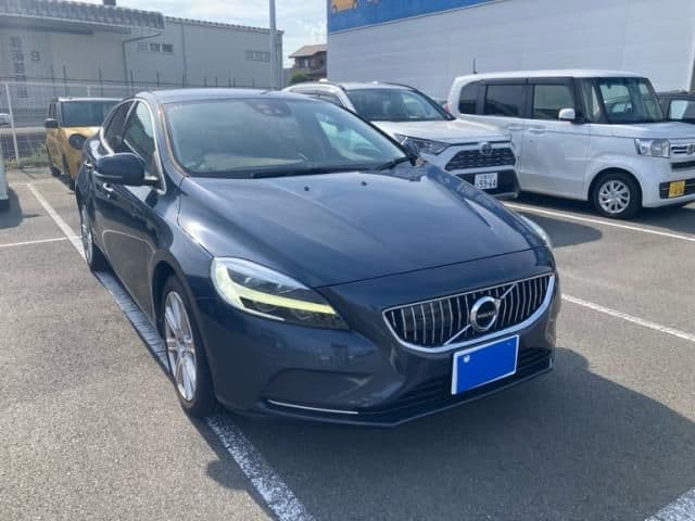 VOLVO