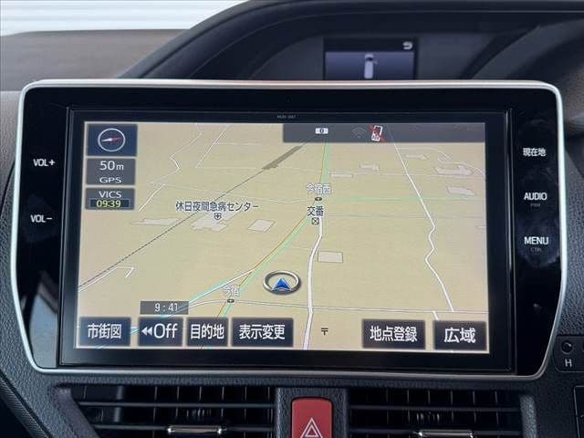 Car thumbnail 3