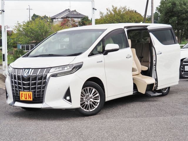 TOYOTA ALPHARD hybrid 4WD