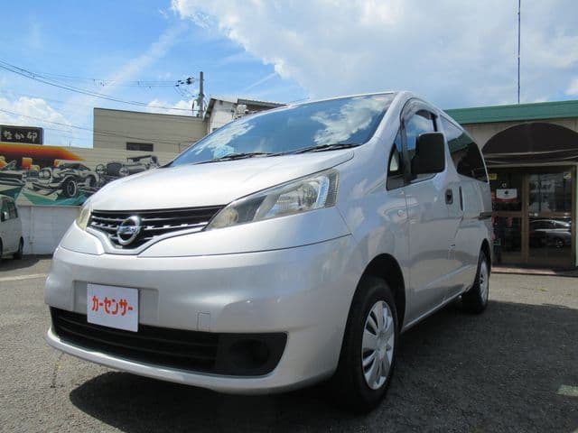 NISSAN NV200 VANETTE van