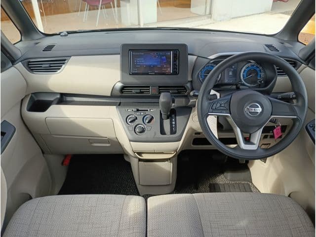 NISSAN