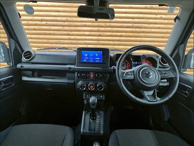 Car thumbnail 3