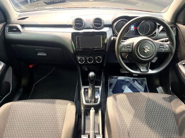 SUZUKI