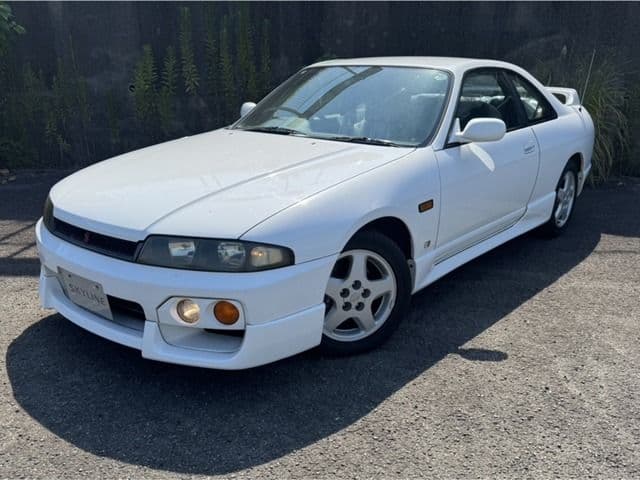 NISSAN SKYLINE coupe