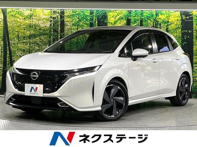 NISSAN AURA