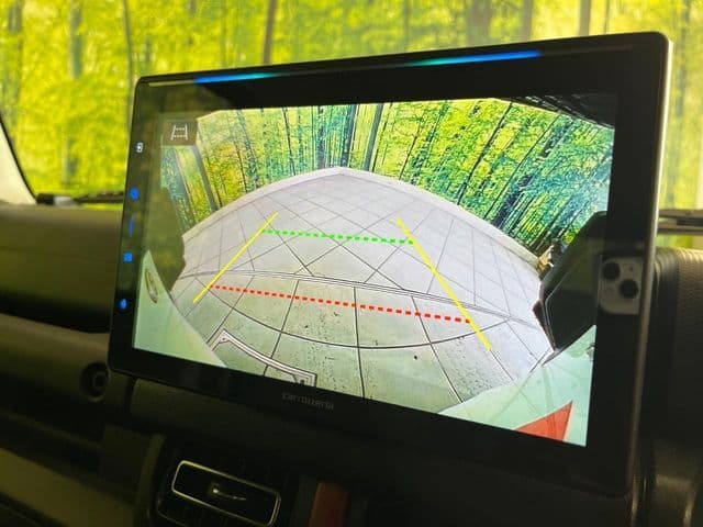 Car thumbnail 4