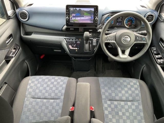 NISSAN
