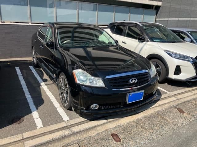 NISSAN FUGA