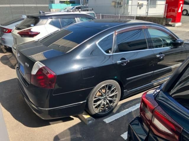 NISSAN