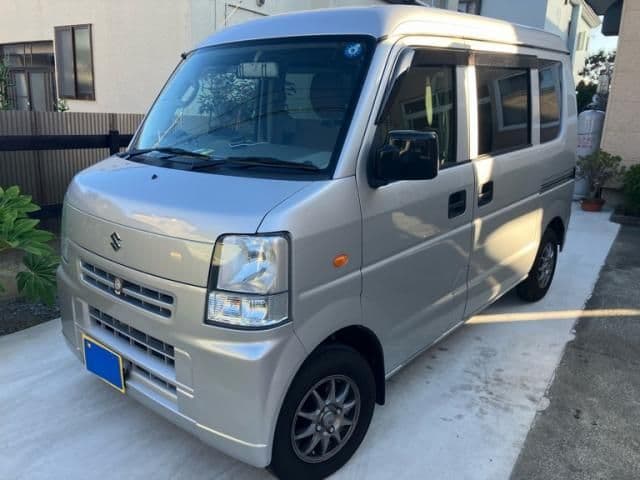 SUZUKI