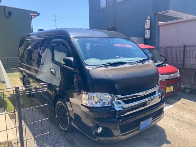 TOYOTA HIACE wagon