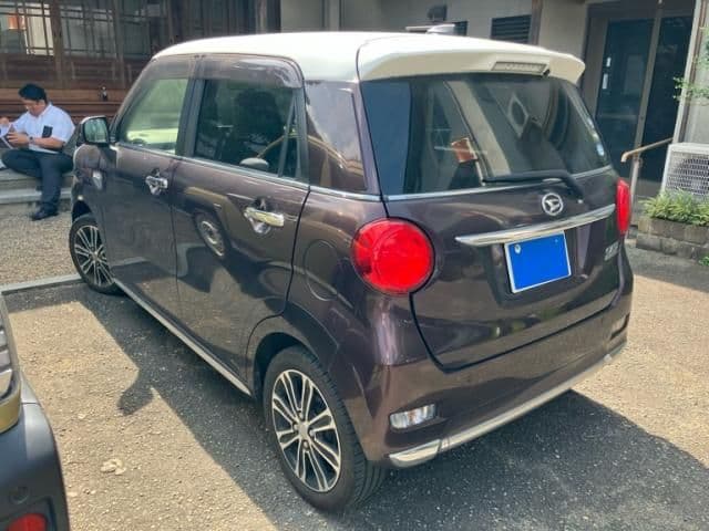 Car thumbnail 4