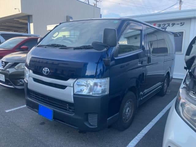 TOYOTA HIACE van 2WD
