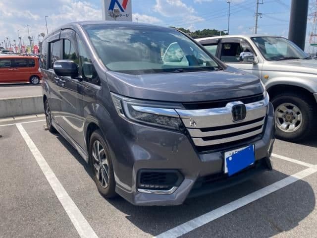 HONDA STEPWAGON SPADA