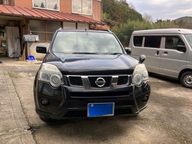 NISSAN
