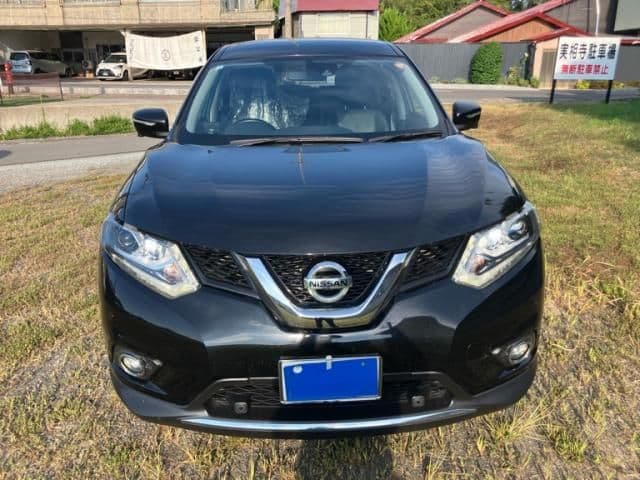 NISSAN
