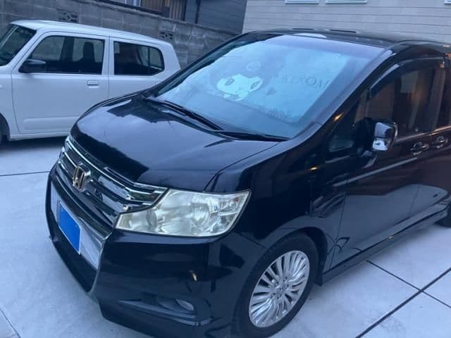 HONDA STEPWAGON SPADA