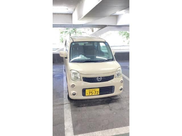 NISSAN