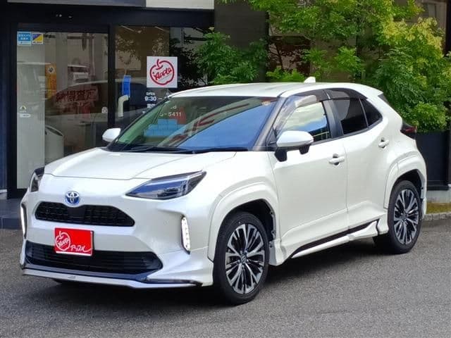 TOYOTA YARIS CROSS HYBRID