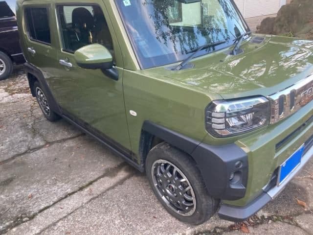 Car thumbnail 3