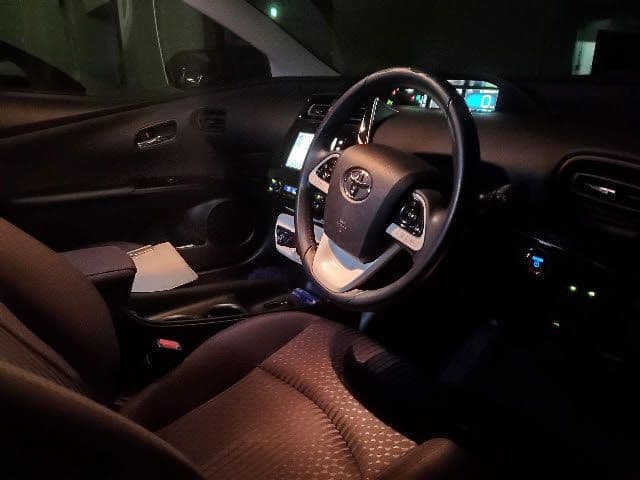 Car thumbnail 3