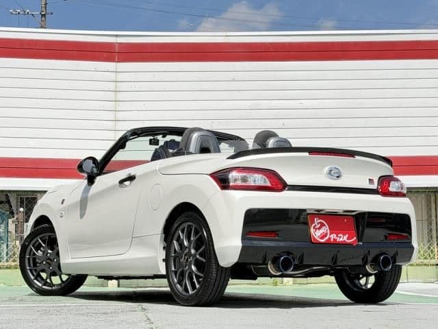 Car thumbnail 4