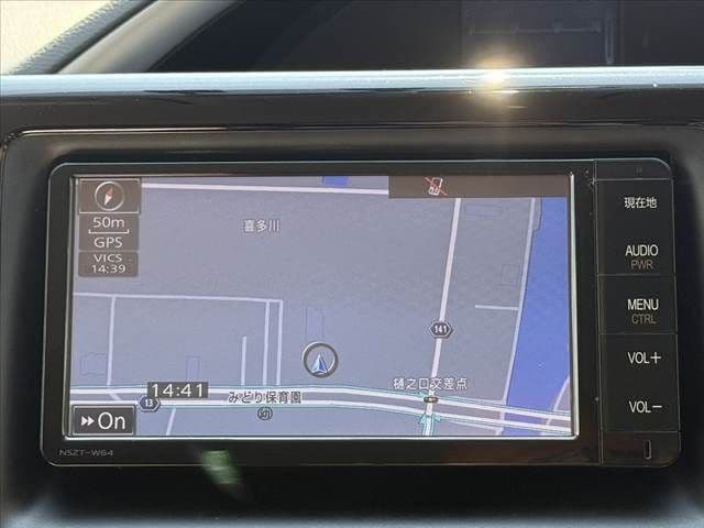 Car thumbnail 3