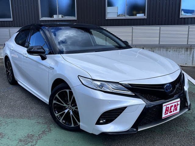 TOYOTA CAMRY HYBRID