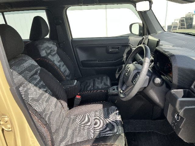 Car thumbnail 4