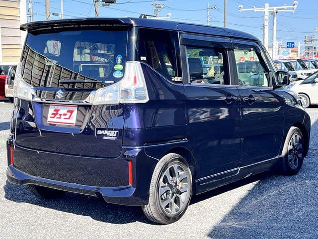 Car thumbnail 3