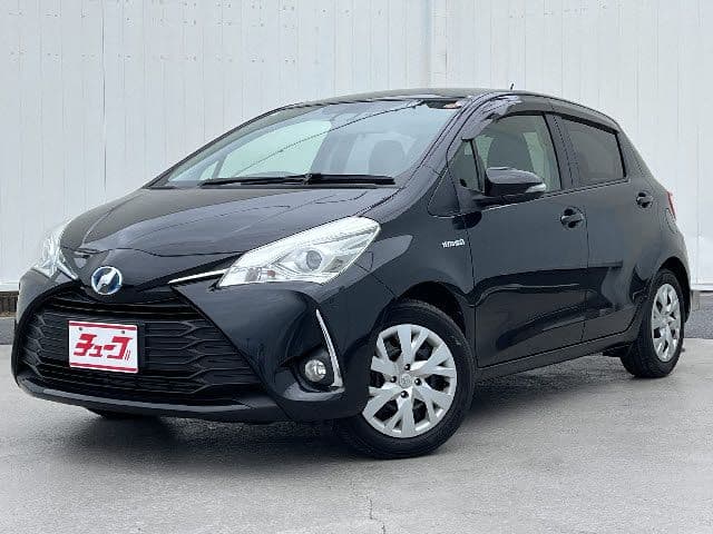 TOYOTA VITZ HYBRID
